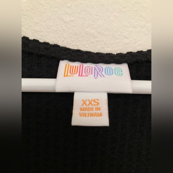 LuLaRoe Rachael V-Neck Zipper Sleeveless Top — black, gold zipper, size XXS. - Picture 4 of 8